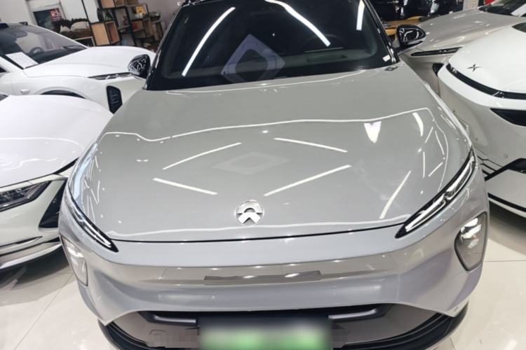 Used Nio ES8 2024 75 kWh Executive Edition Front