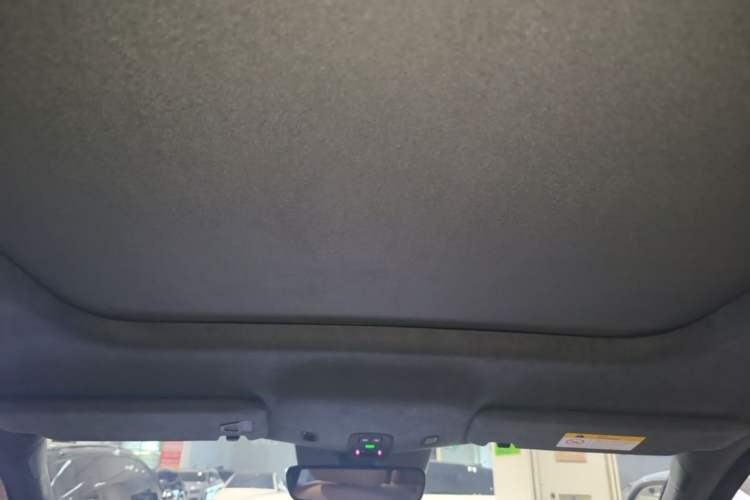 Used Nio ES8 2024 75 kWh Headliner