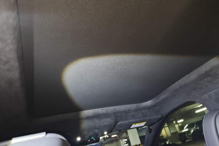 Used Nio ES8 2024 100kWh Signature Edition Headliner
