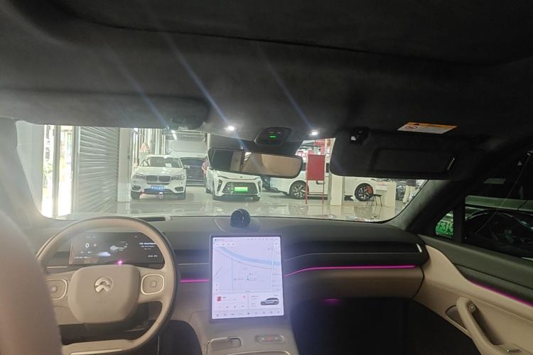 Used Nio ES8 2024 75 kWh Executive Edition Headliner