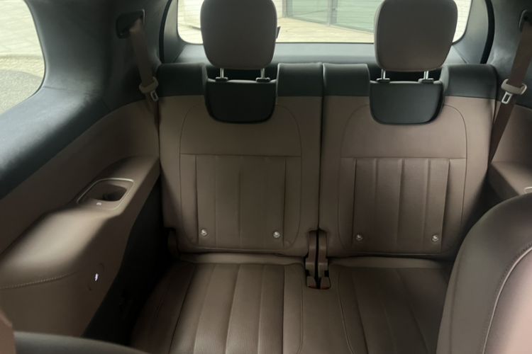 Used Nio ES8 2024 75 kWh Interior 5