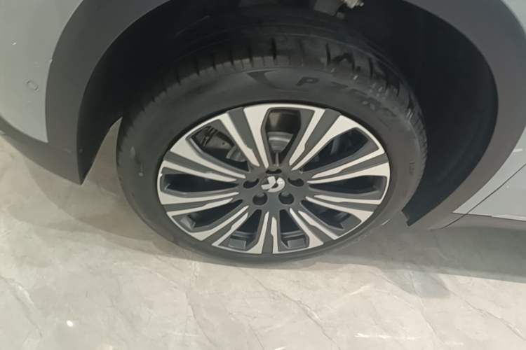 Used Nio ES8 2024 75 kWh Left Front Wheel Hub