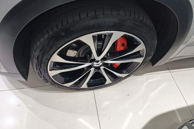 Used Nio ES8 2024 75 kWh Executive Edition Left Front Wheel Hub