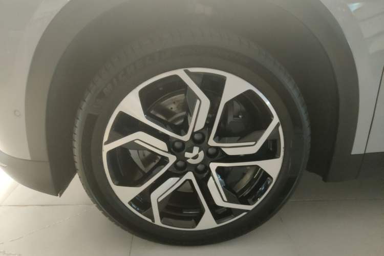 Used Nio ES8 2024 100kWh Left Front Wheel Hub