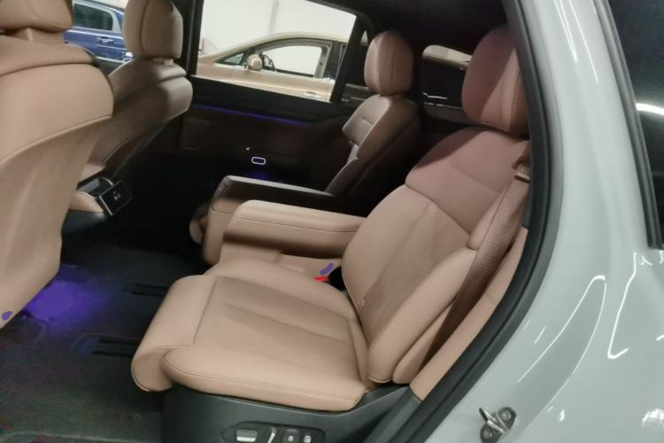 Used Nio ES8 2024 75 kWh Left Rear Seat