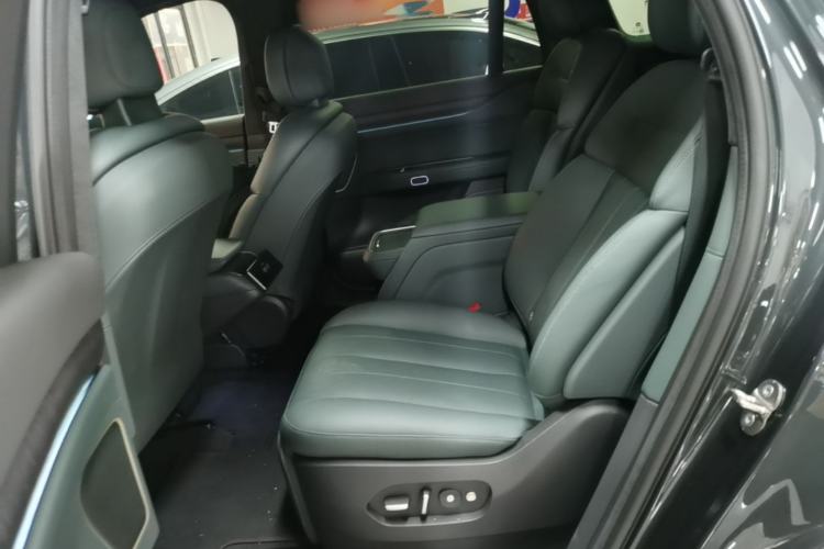 Used Nio ES8 2024 100kWh Signature Edition Left Rear Seat