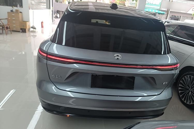 Used Nio ES8 2024 75 kWh Rear