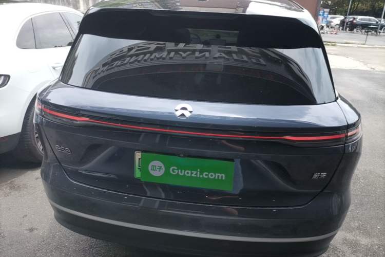 Used Nio ES8 2024 75 kWh Rear