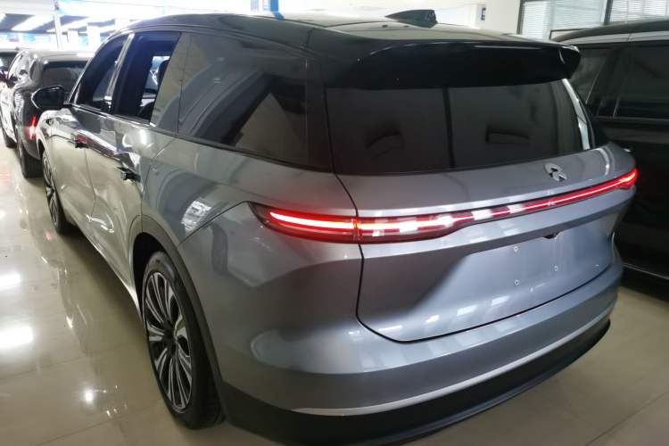 Used Nio ES8 2024 75 kWh Rear Left 45 Deg