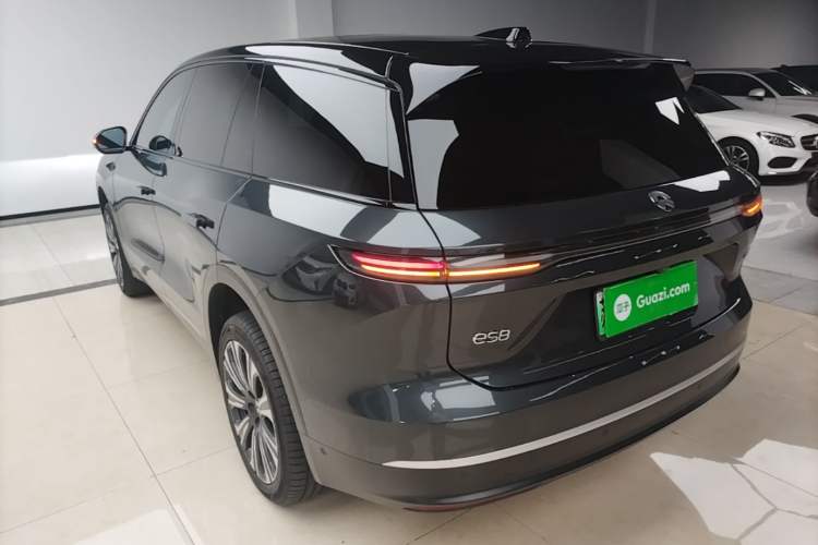 Used Nio ES8 2024 75 kWh Rear Left 45 Deg