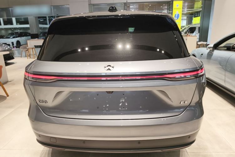 Used Nio ES8 2024 75 kWh Rear