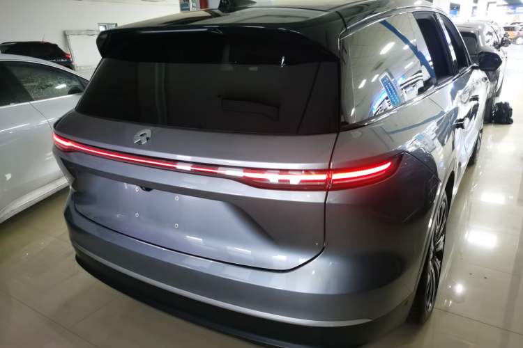 Used Nio ES8 2024 75 kWh Rear Right 45 Deg