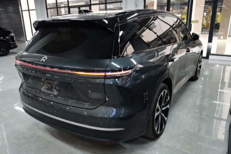 Used Nio ES8 2024 100kWh Signature Edition Rear Right 45 Deg