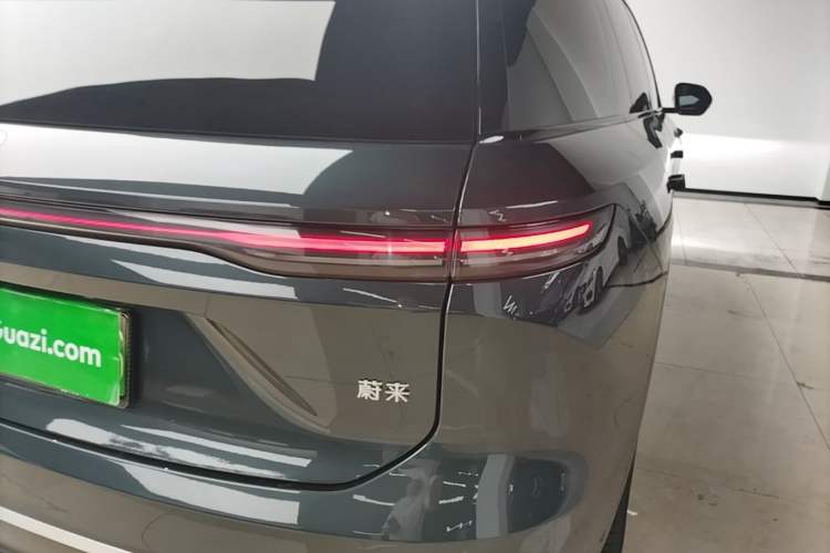 Used Nio ES8 2024 75 kWh Right Rear Taillight