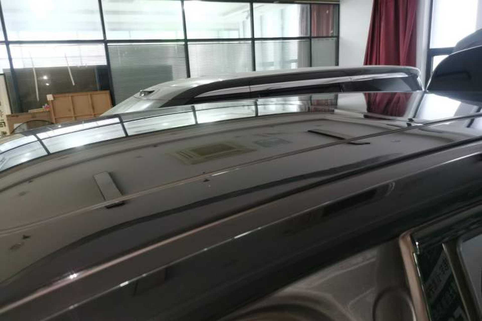Used Nio ES8 2024 75 kWh Roof
