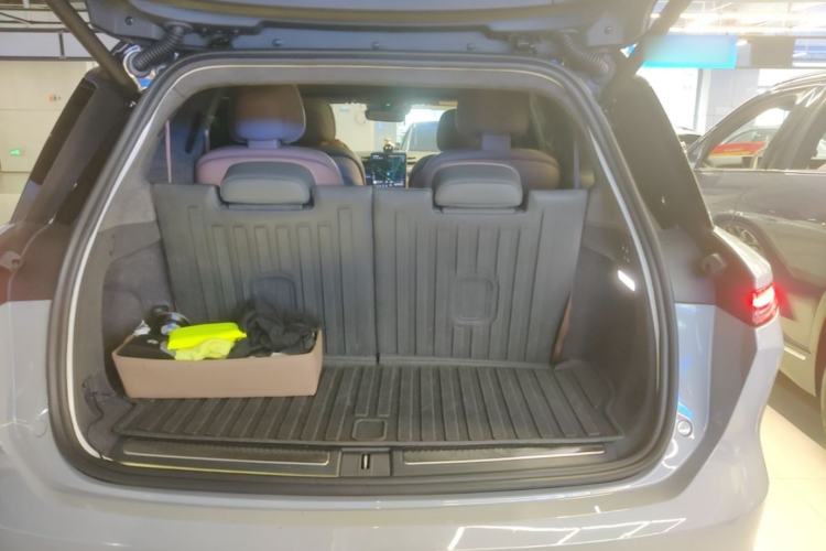Used Nio ES8 2024 100kWh Trunk