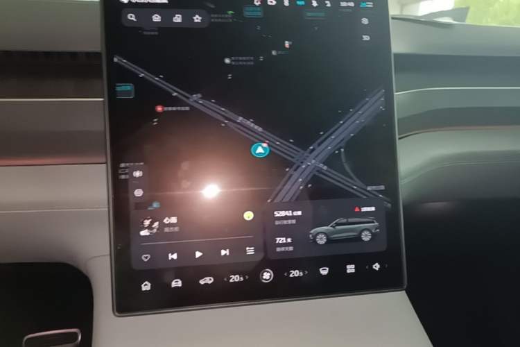 Used Nio ES8 2024 75 kWh Audio And AC Panel
