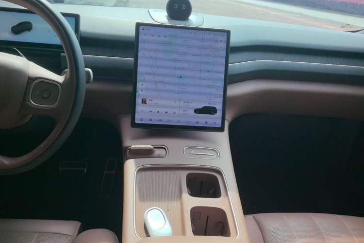 Used Nio ES8 2024 100kWh Signature Edition Audio And AC Panel