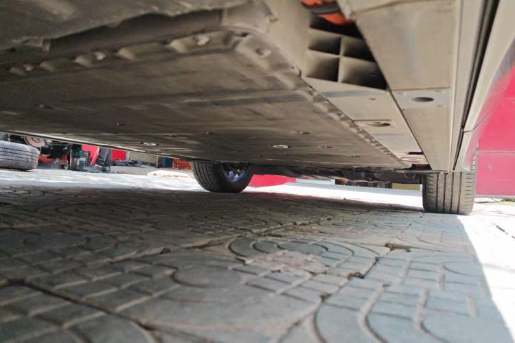 Used Nio ES8 2024 100kWh Signature Edition Chassis Rear Right