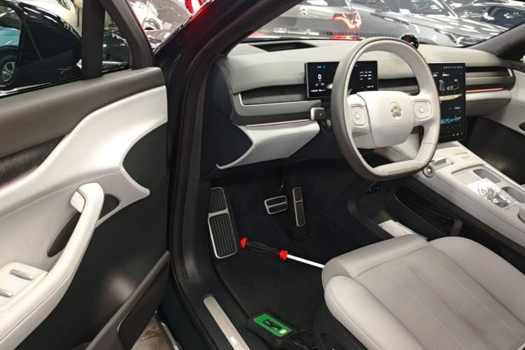 Used Nio ES8 2024 100kWh Driver Seat