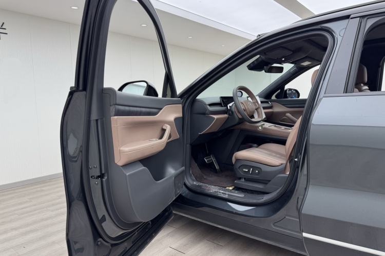 Used Nio ES8 2024 100kWh Signature Edition Driver Seat
