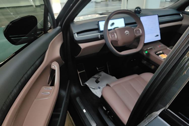 Used Nio ES8 2024 100kWh Signature Edition Driver Seat