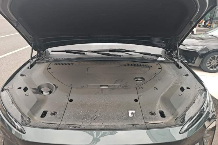 Used Nio ES8 2024 75 kWh Engine Bay