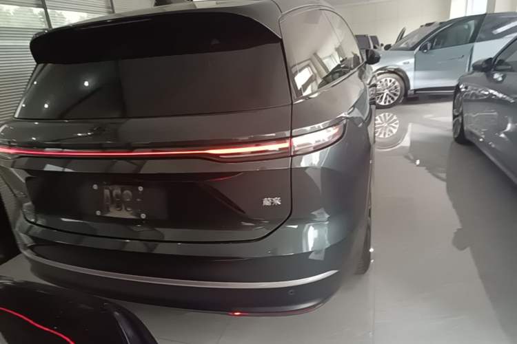 Used Nio ES8 2024 75 kWh Exterior 3