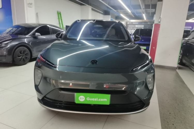 Used Nio ES8 2024 75 kWh Front