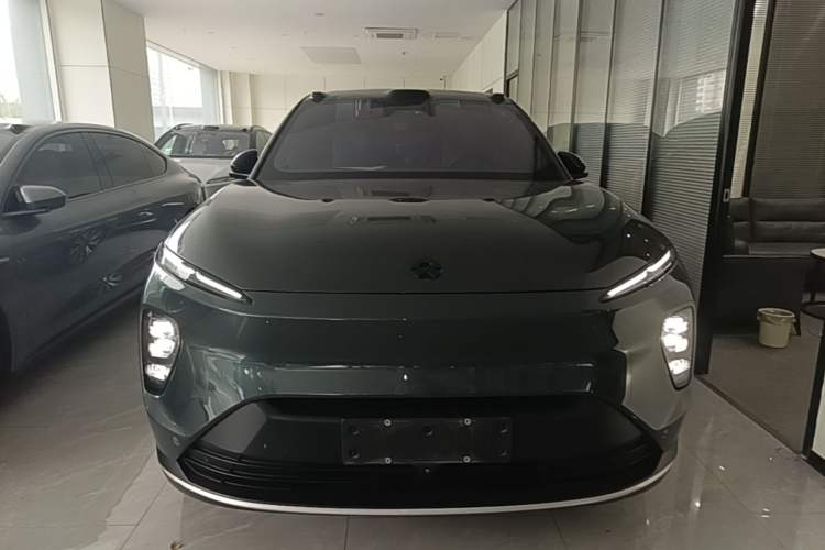 Used Nio ES8 2024 75 kWh Front