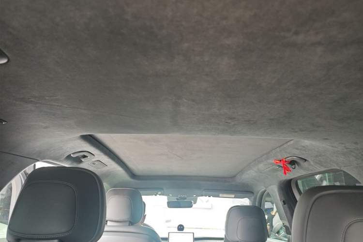 Used Nio ES8 2024 75 kWh Headliner
