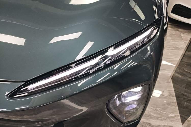 Used Nio ES8 2024 100kWh Left Front Headlight
