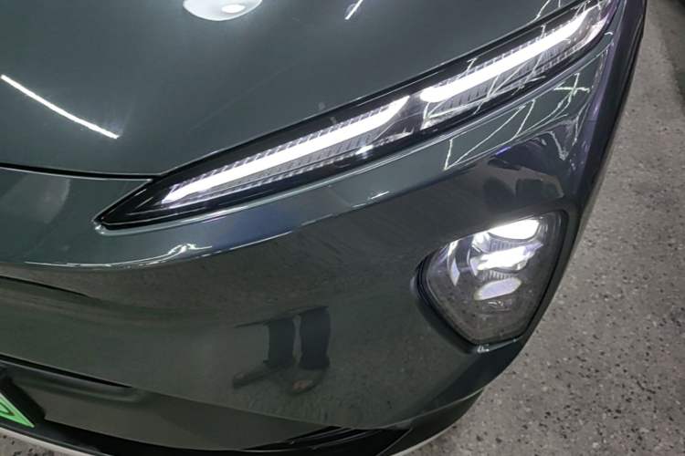Used Nio ES8 2024 100kWh Signature Edition Left Front Headlight