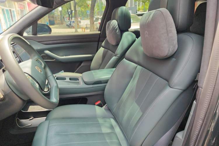 Used Nio ES8 2024 100kWh Signature Edition Left Front Seat