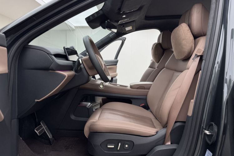 Used Nio ES8 2024 100kWh Signature Edition Left Front Seat