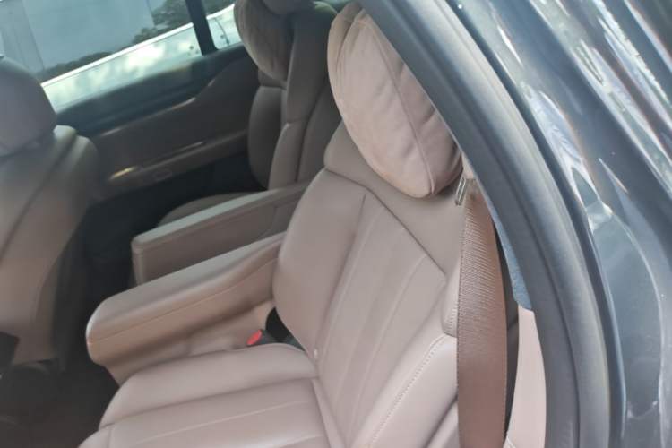 Used Nio ES8 2024 75 kWh Left Rear Seat