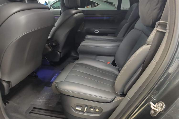 Used Nio ES8 2024 75 kWh Left Rear Seat