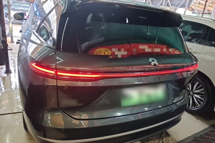 Used Nio ES8 2024 75 kWh Rear