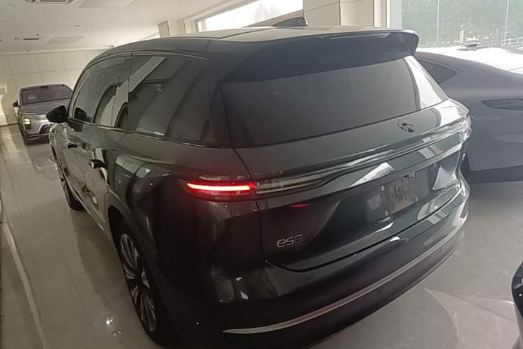 Used Nio ES8 2024 75 kWh Rear Left 45 Deg