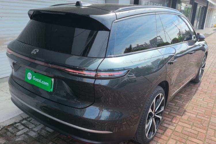 Used Nio ES8 2024 100kWh Signature Edition Rear Right 45 Deg