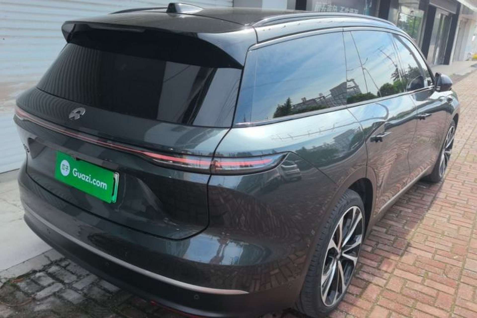 Used Nio ES8 2024 100kWh Signature Edition Rear Right 45 Deg