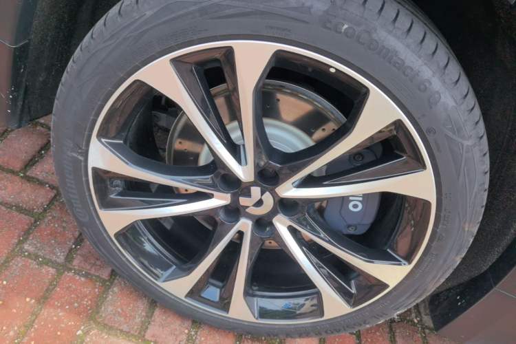Used Nio ES8 2024 100kWh Signature Edition Right Rear Wheel Hub