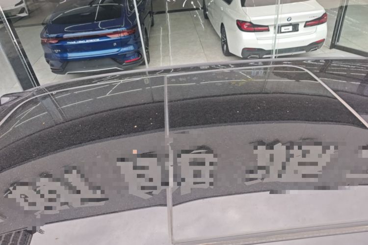 Used Nio ES8 2024 75 kWh Roof