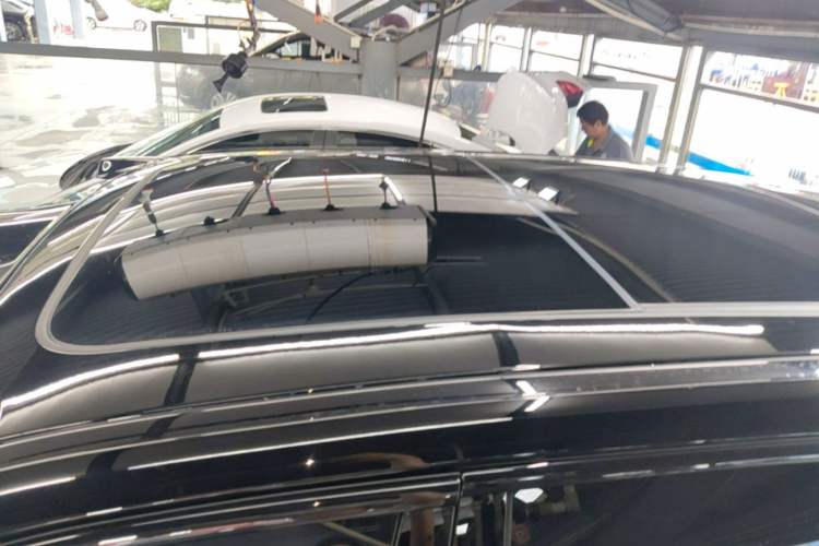 Used Nio ES8 2024 75 kWh Roof
