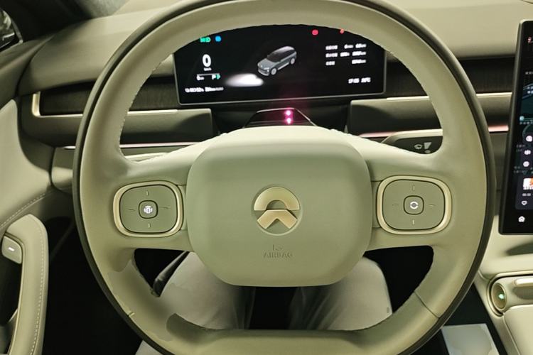 Used Nio ES8 2024 100kWh Steering Wheel