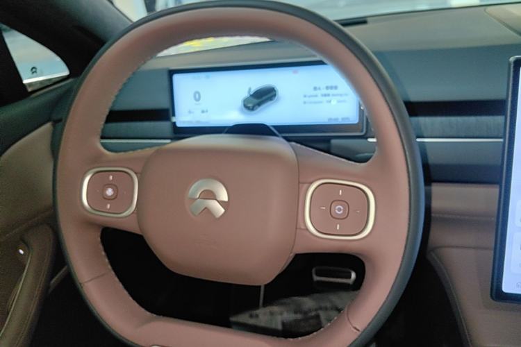 Used Nio ES8 2024 100kWh Signature Edition Steering Wheel