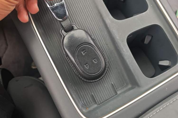 Used Nio ES8 2024 75 kWh Vehicle Key