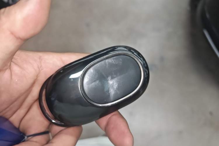 Used Nio ES8 2024 75 kWh Vehicle Key