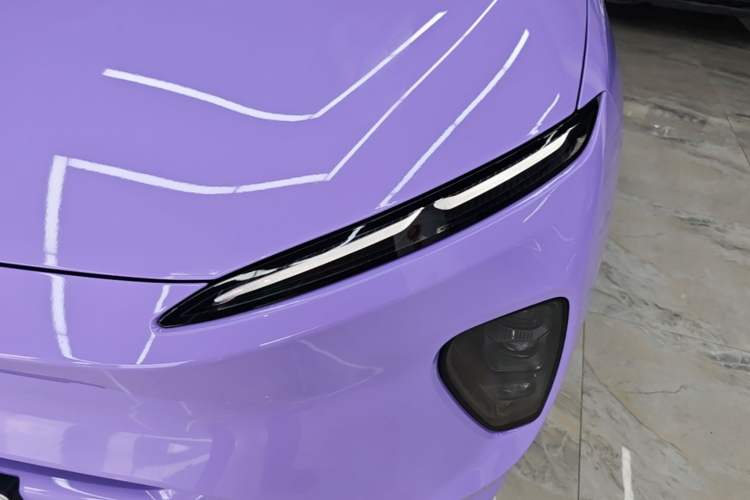 Used Nio ES8 2024 75 kWh Left Front Headlight