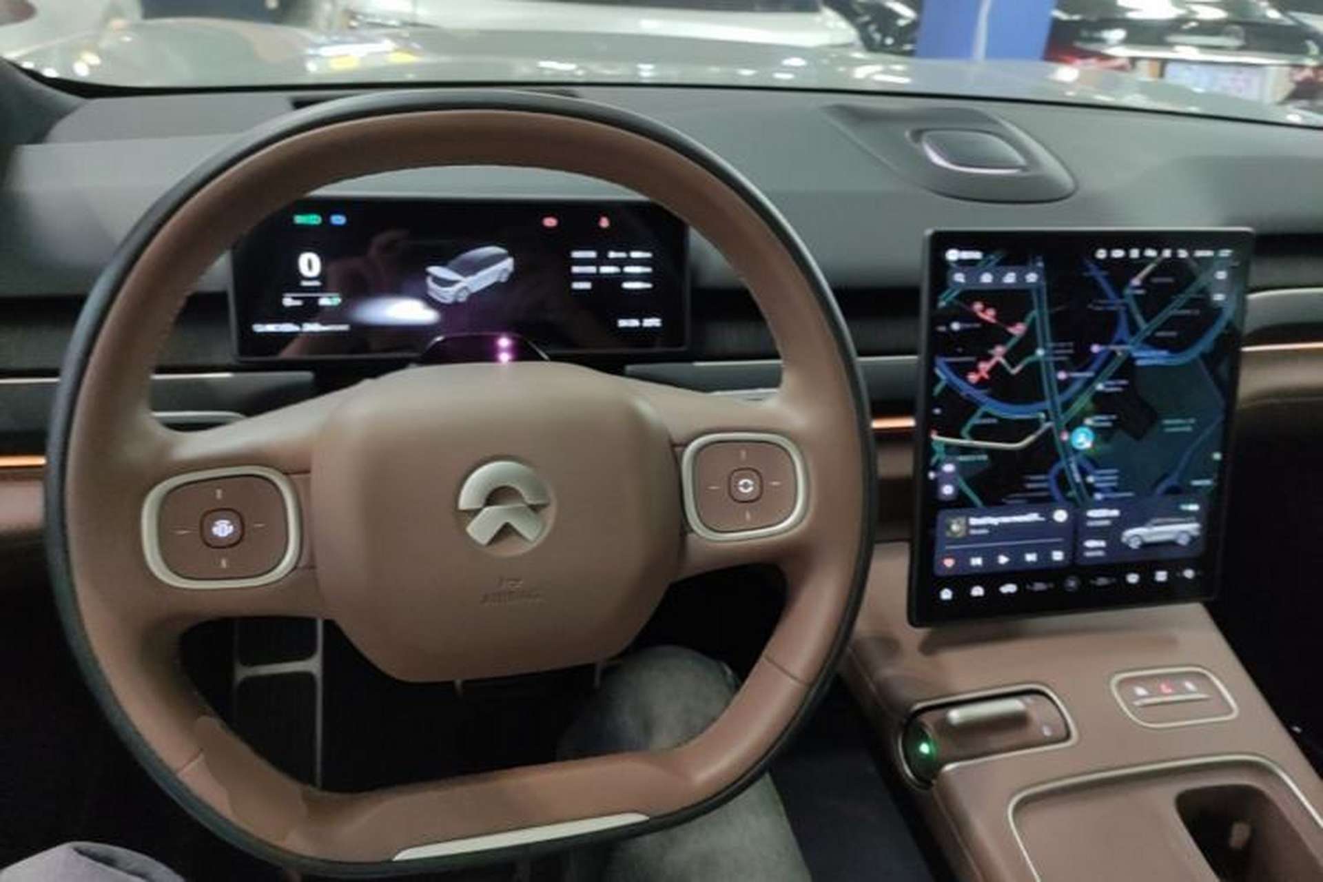 Used Nio ES8 2024 75 kWh Center Console